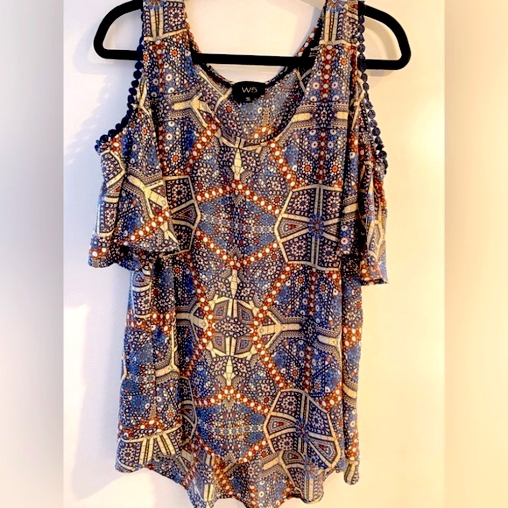 NWOT Beautiful W5 Top (XL)